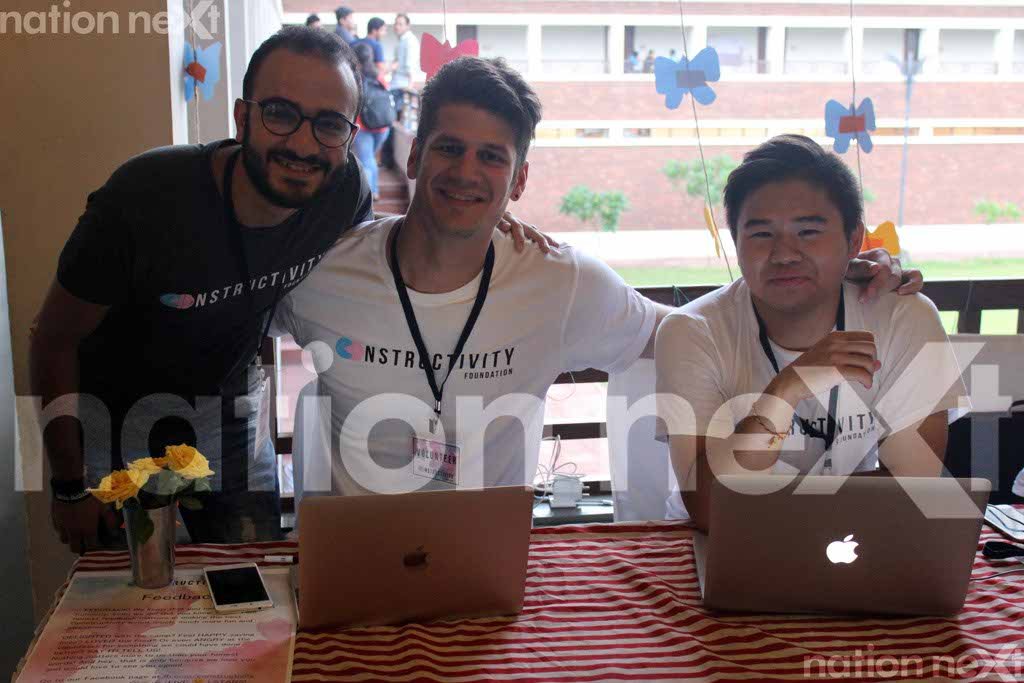 Abdullah Talha, Mattia Gattexo, Joey Dido at Constructivity Blood Donation Camp at Chitnavis Centre, Nagpur