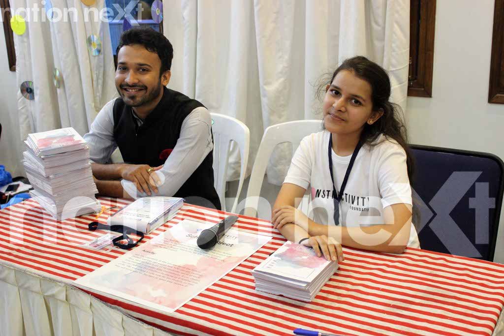 Nakul Agrawal and Vanshita Agrawal at Constructivity Blood Donation Camp at Chitnavis Centre, Nagpur