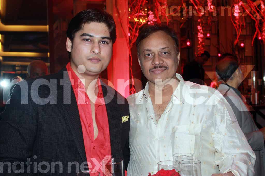Vivek Daga and Sunil Pedgaonkar at Devika and Kunal Shukul's cocktail ceremony at Hotel Centre Point, Nagpur
