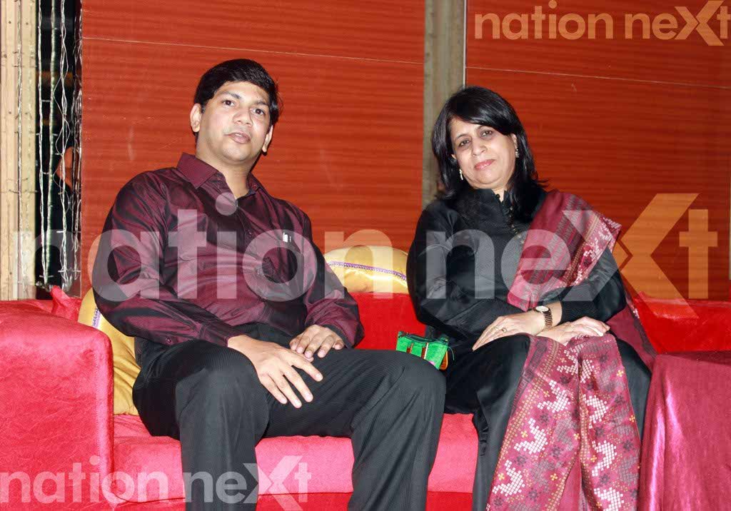 Aniket Deodhar and Dr Geeta Pedgaonkar at Devika and Kunal Shukul’s cocktail ceremony at Hotel Centre Point, Nagpur