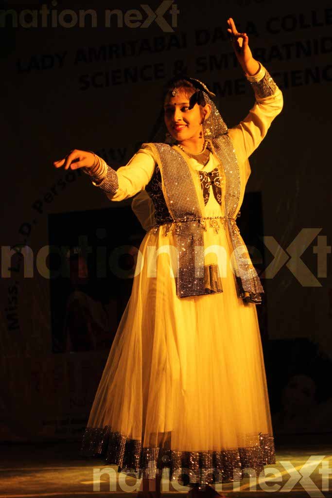 A student gives a graceful performance at the cultural fest 'Jashna,' co-presented by India Next Media's digital newspaper Nation Next