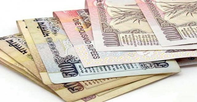 The Reserve Bank of India (RBI) today declared new set of rules for depositing demonetized Rs 500 and Rs 1000 currency notes. 