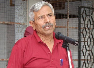 War veteran and founder of Prahar Samaj Jagruti Sanstha and Prahar Military School - Col Sunil Deshpande ? passed away at the age of 75 on Friday. 