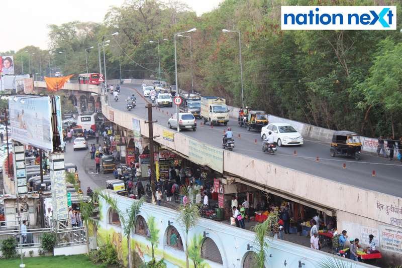 The flyover in front of Nagpur Railway Station, which connects Manas Square to Jaistambh Square, will be demolished soon. 