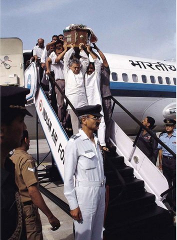 Rare and unseen pictures of Rajiv Gandhi on his 75th birth anniversary you shouldn’t miss