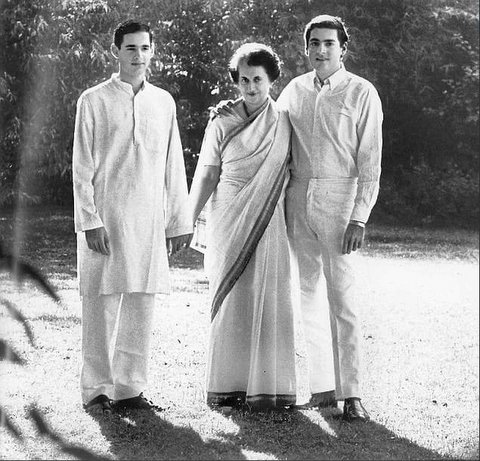 Rare and unseen pictures of Rajiv Gandhi on his 75th birth anniversary you shouldn’t miss