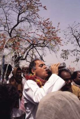 Rare and unseen pictures of Rajiv Gandhi on his 75th birth anniversary you shouldn’t miss