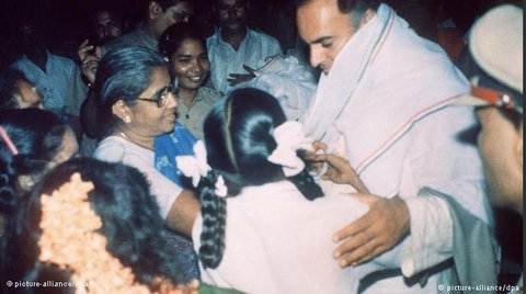 Rare and unseen pictures of Rajiv Gandhi on his 75th birth anniversary you shouldn’t miss