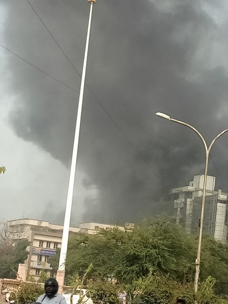 A major fire broke out in an under-construction hospital near Kingsway Hospital in Nagpur on Wednesday afternoon. All trapped workers evacuated safely.
