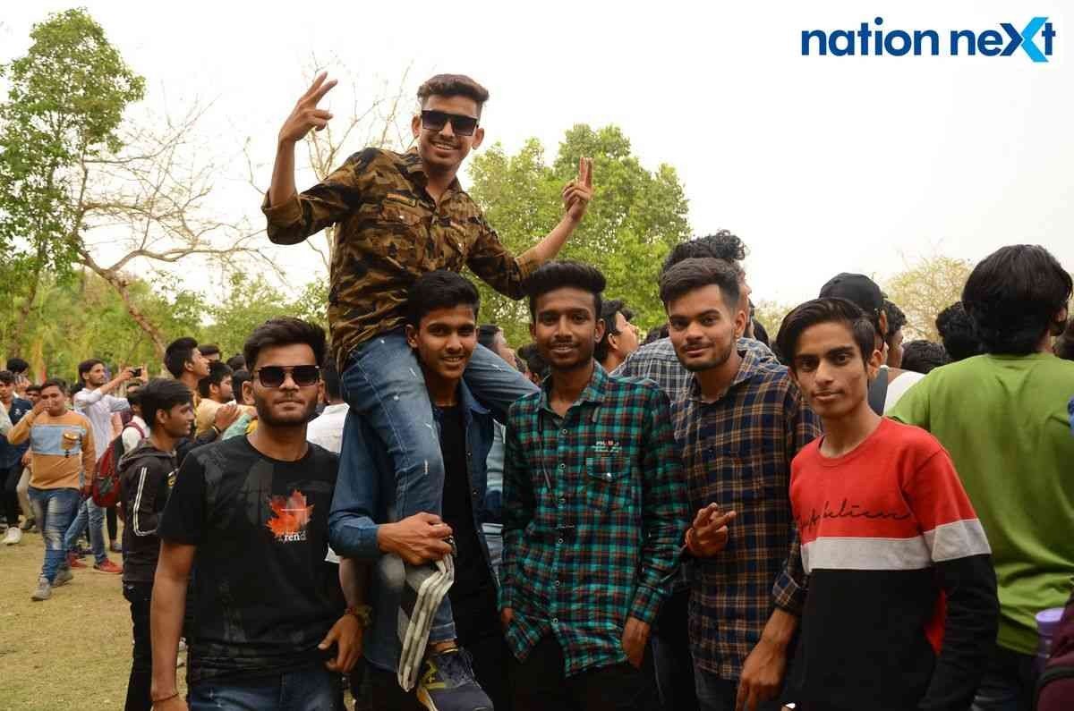 Students during the event 'Flashmob 2K22' organised at Tulsiramji Gaikwad Patil College in Nagpur