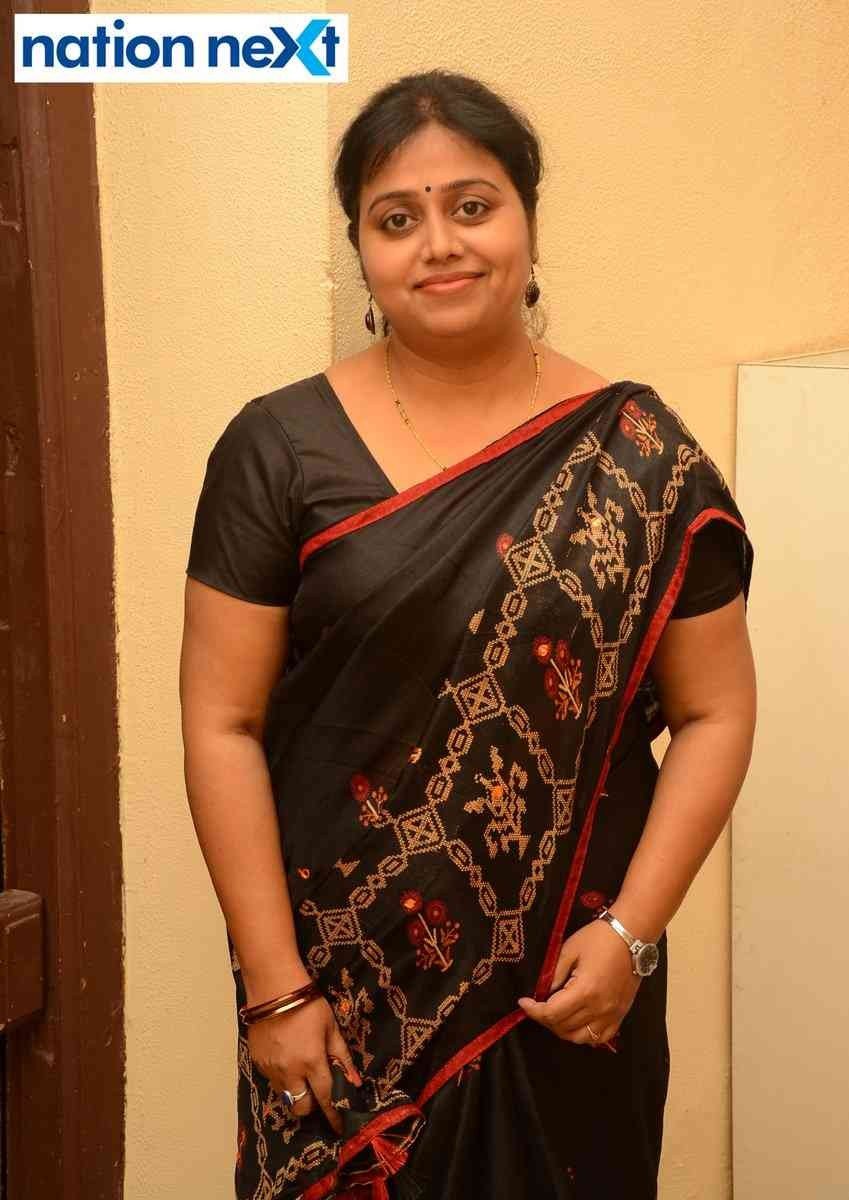 Nitu Mishra (Ruchir's wife) during an event dedicated to late journalist Ruchir Mishra at Press Club in Nagpur