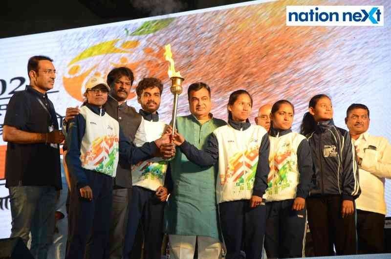 Union Minister Nitin Gadkari along with sportspersons during the inauguration of Season 4 of Khasdar Krida Mahotsav in Nagpur