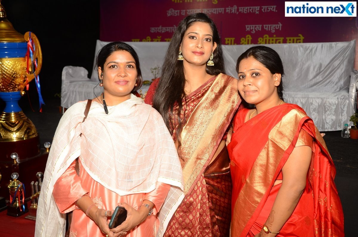Aashi Bam, Shivangi Ganguly and Avantika Iyer during the inauguration of Late Dr Shrikant Jichkar Cricket Tournament at Bishop Cotton School ground in Nagpur