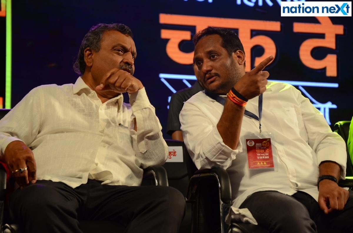 Dayashankar Tiwari and Pravin Datke during the closing ceremony of the Season 4 of Khasdar Krida Mahotsav in Nagpur