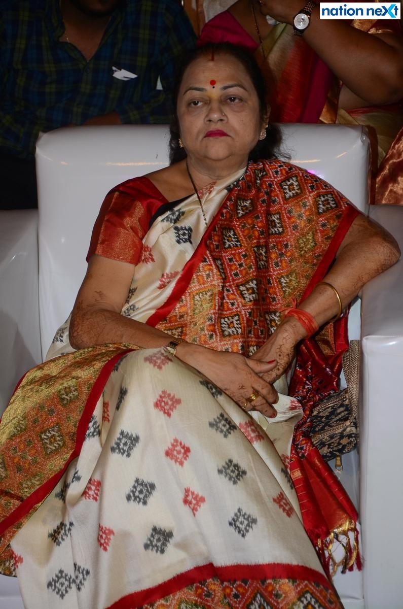 Kanchan Gadkari during the closing ceremony of the Season 4 of Khasdar Krida Mahotsav in Nagpur