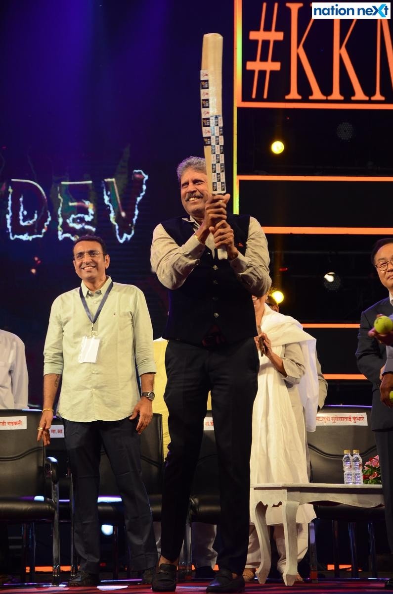 Kapil Dev during the closing ceremony of the Season 4 of Khasdar Krida Mahotsav in Nagpur