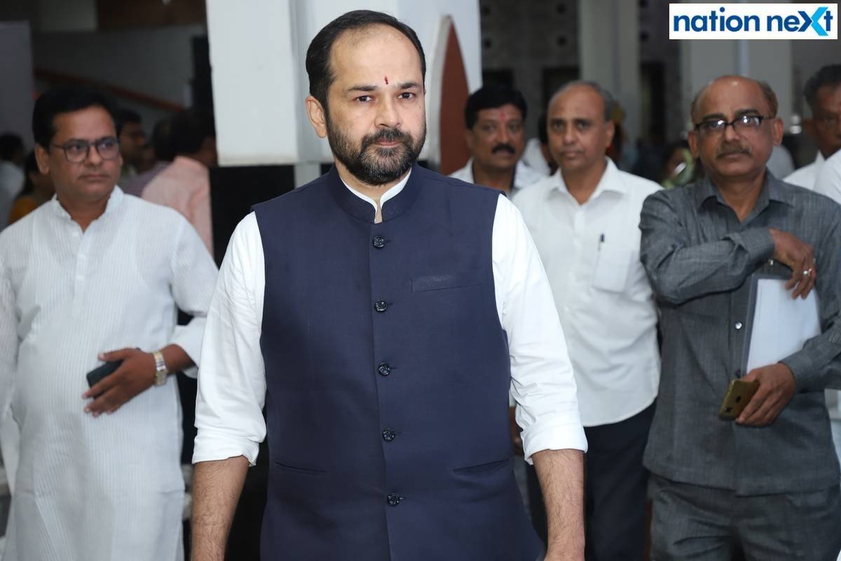 Dr Amol Deshmukh during 'Amrut Mahotsav' organised at Suresh Bhat auditorium in Nagpur to celebrate Ranjeet Deshmukh's 75th birthday