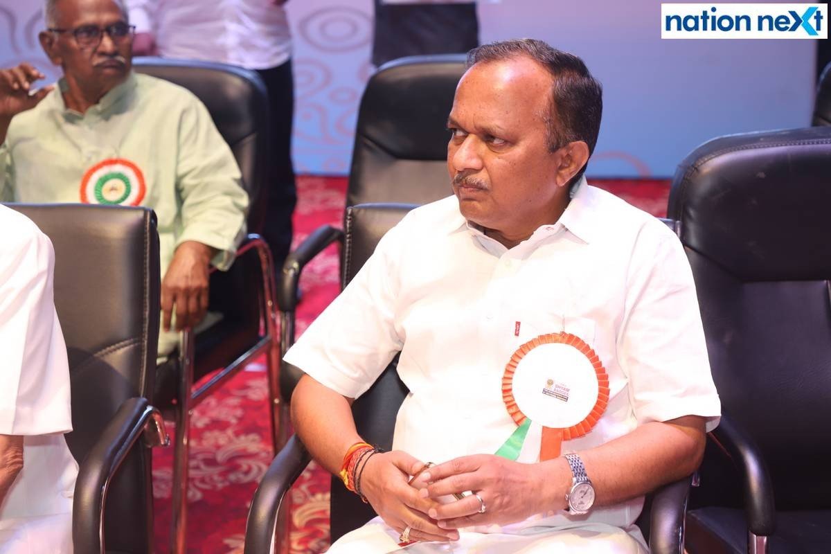 Lok Sabha MP Krupal Tumane during 'Amrut Mahotsav' organised at Suresh Bhat auditorium in Nagpur to celebrate Ranjeet Deshmukh's 75th birthday
