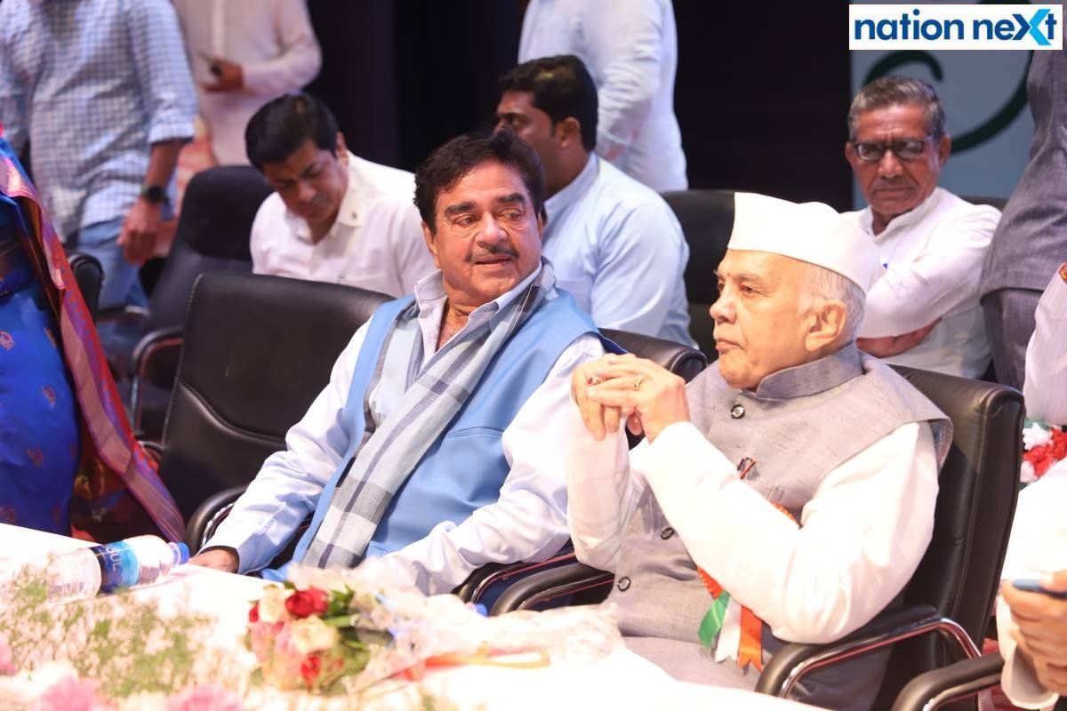 Shatrughan Sinha and Ranjeet Deshmukh during 'Amrut Mahotsav' organised at Suresh Bhat auditorium in Nagpur to celebrate Deshmukh's 75th birthday
