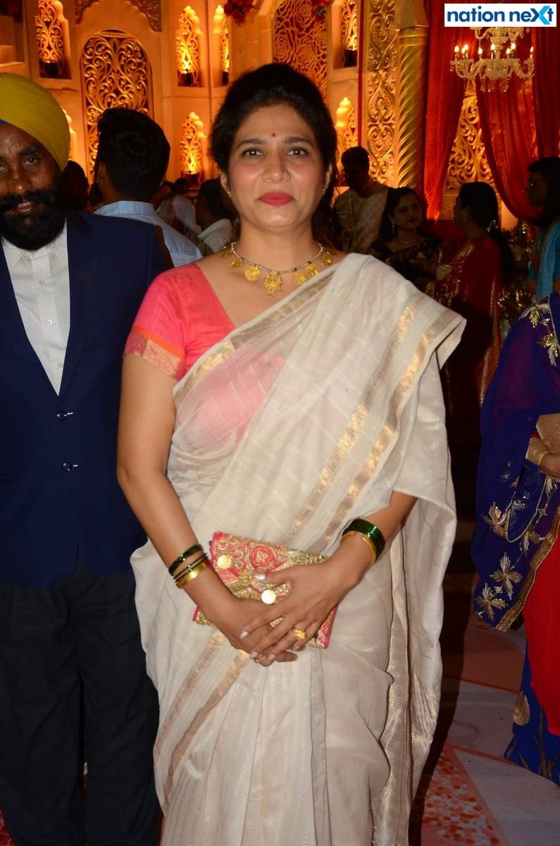 Jwala Dhote at Sanket and Anushka Bawankule's wedding reception in Nagpur