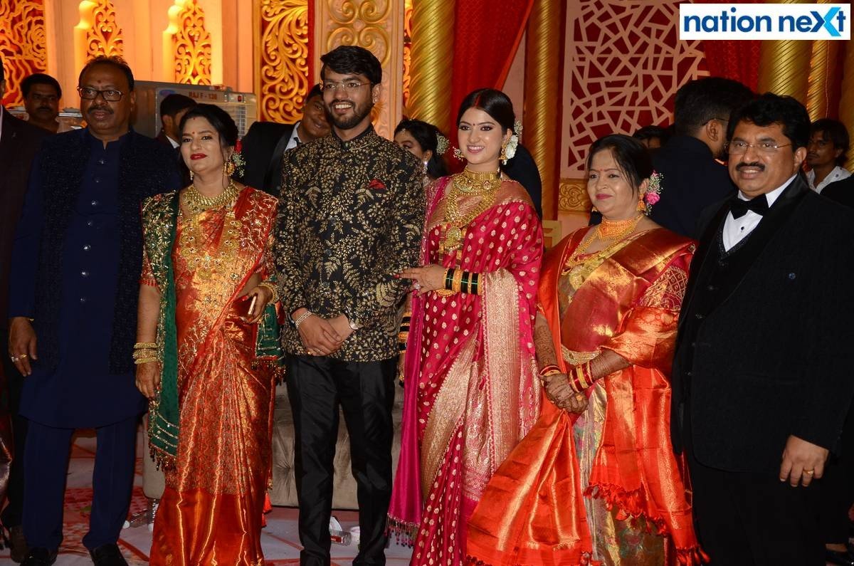 Politicians, businessmen shower blessings on Chandrashekhar Bawankule’s son Sanket at his wedding reception