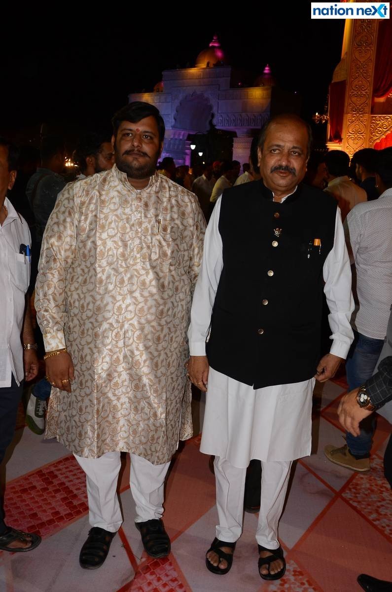 Raje Jaisingh and Raje Mudhoji Bhonsle at Sanket and Anushka Bawankule's wedding reception in Nagpur