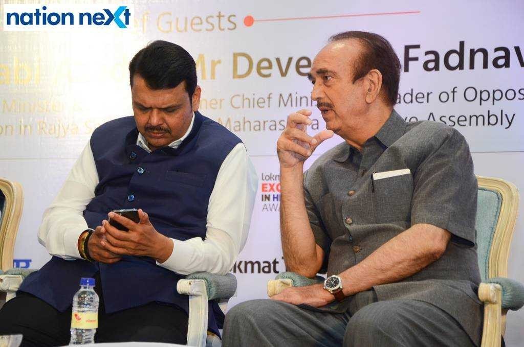 Devendra Fadnavis and Ghulam Nabi Azad during Lokmat Times Excellence in Healthcare Awards 2021’ held in Nagpur