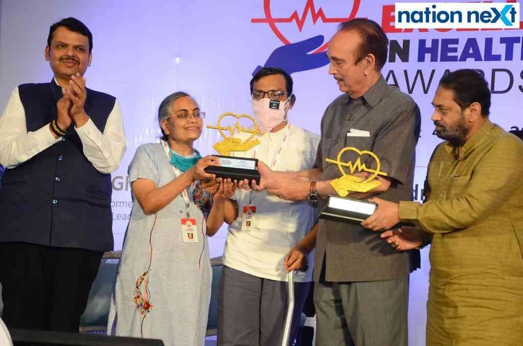 Dr Kavita and Dr Ashish Satav during Lokmat Times Excellence in Healthcare Awards 2021’ held in Nagpur