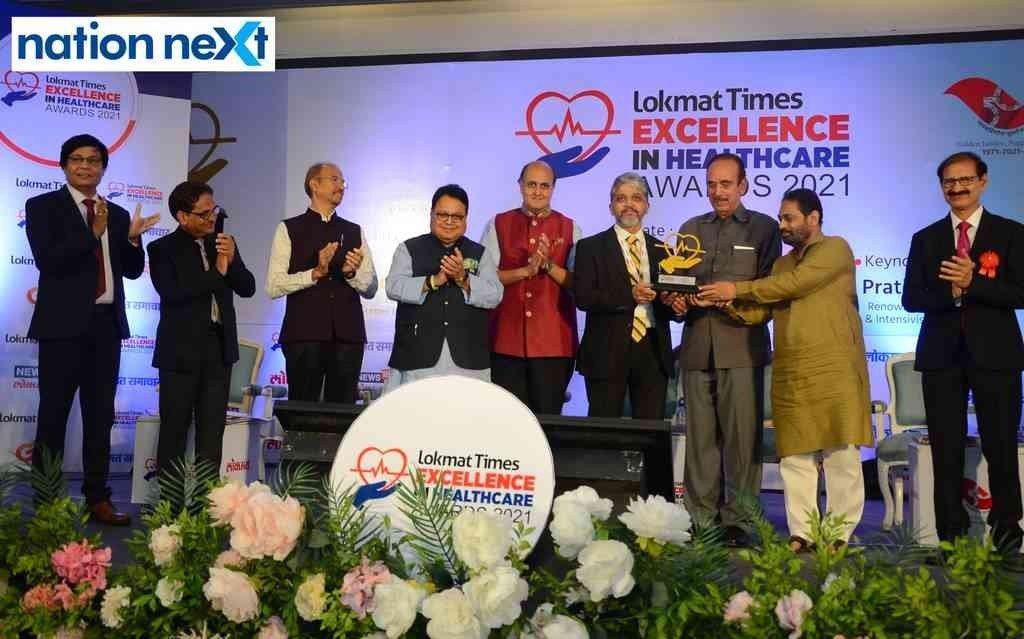 Dignitaries during Lokmat Times Excellence in Healthcare Awards 2021’ held in Nagpur
