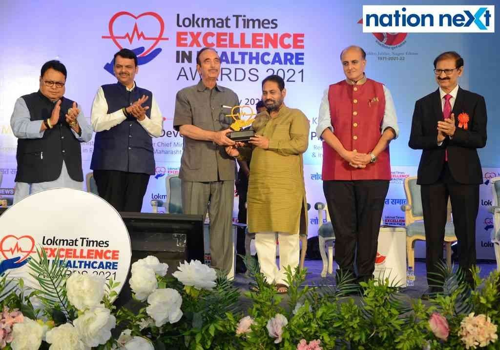 Dignitaries during Lokmat Times Excellence in Healthcare Awards 2021’ held in Nagpur